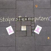 2020-11-09-StolpersteineputzenOS-026