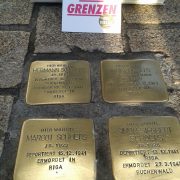 2020-11-09-StolpersteineputzenOS-038