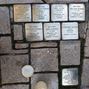 2020-11-09-StolpersteineputzenOS-039