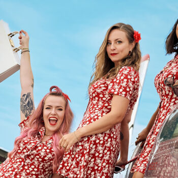 The Silverettes