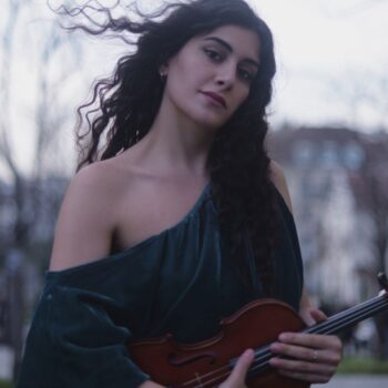 Layale Chaker & Sarafand: Radio Afloat