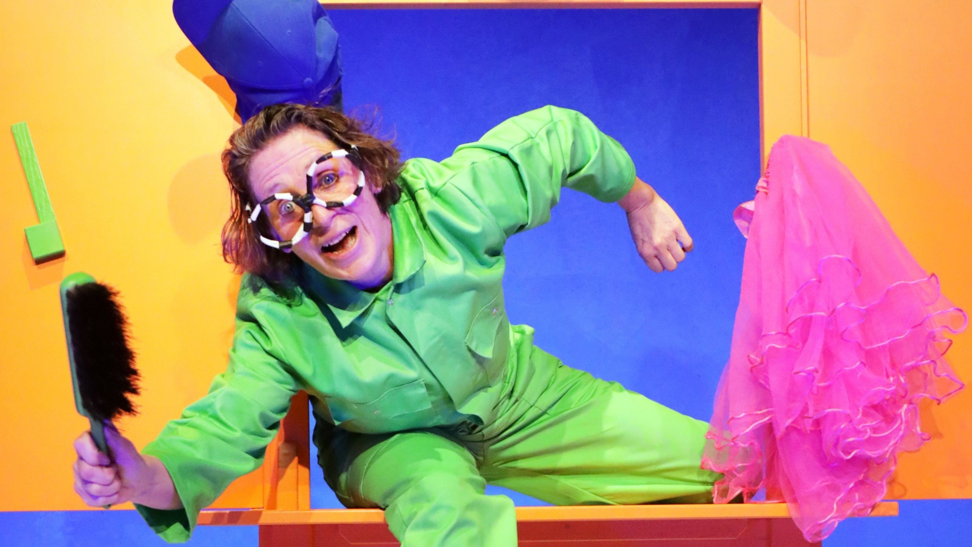 Eine verkleidete Schauspielerin mimt Kuh Rosemarie.