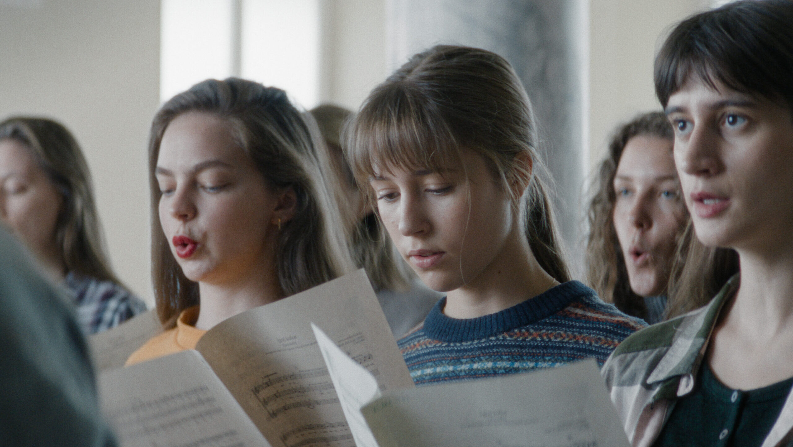 Szenenbild aus dem Film "Little Trouble Girls"